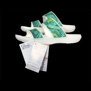 Crocs Classic Tropical Sandal With Jibbitz Charm